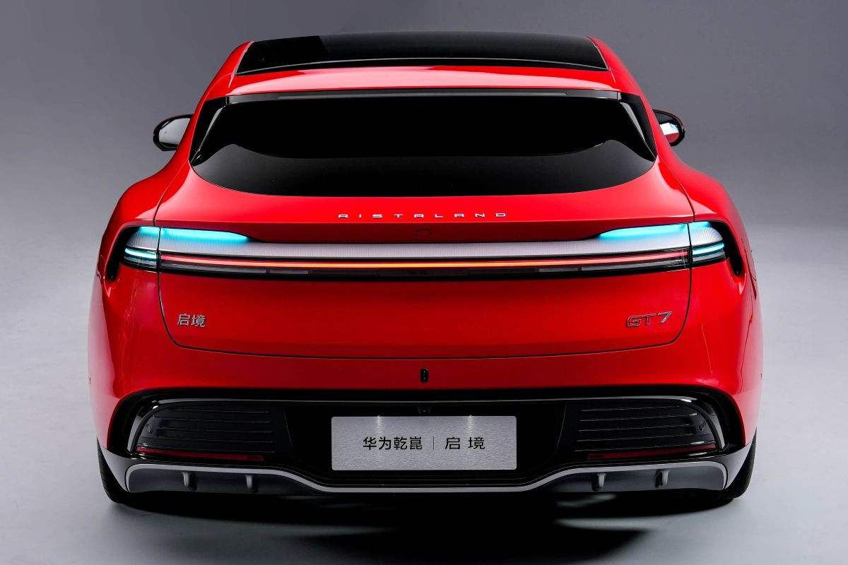 Aistaland GT7: первенец совместного бренда Huawei и GAC