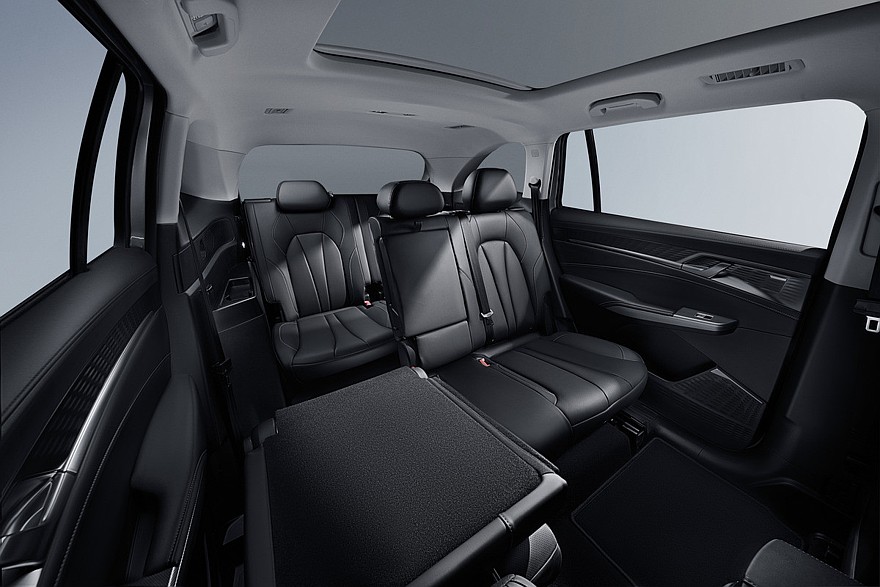 Кроссоверы Москвич М70 и Москвич М90: раскрыты комплектации и цены