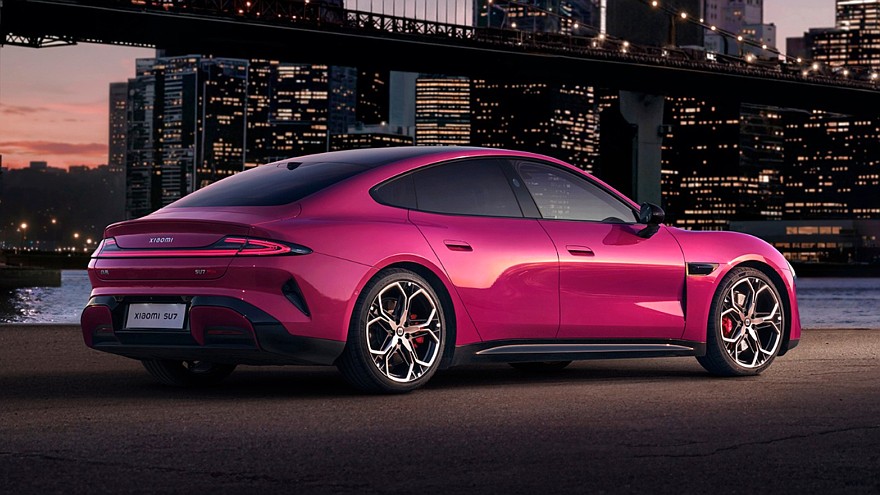 Обновлённый Xiaomi SU7: мощнее, дальнобойнее, богаче и немного дороже