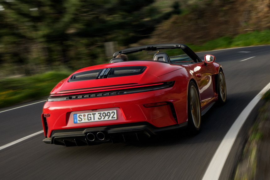 Porsche 911 GT3 получил дорогую версию без крыши