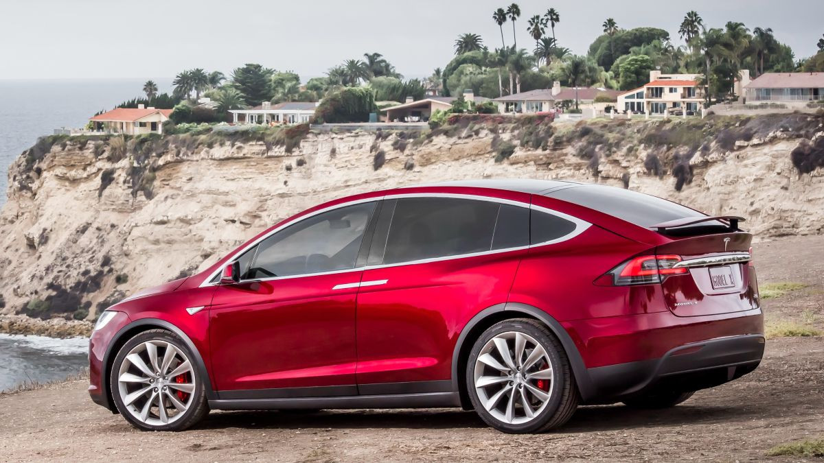 Tesla Model S и X покинули конвейер и подорожали на прощание