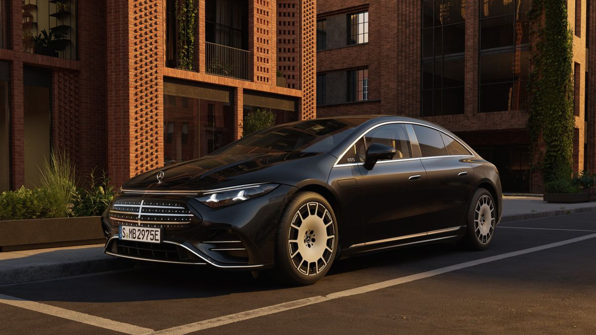 Mercedes-Benz EQS перенес глобальное техническое обновление