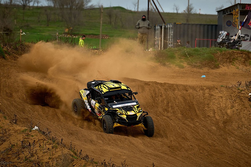 Первые победы сезона: итоги первого внедорожного марафона в Калмыкии