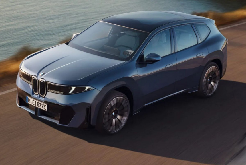 Представлен заднеприводной вариант кроссовера BMW iX3