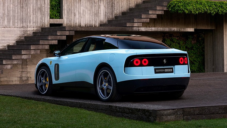 «Позор и оскорбление чувств!» — в соцсетях разгромили Ferrari Luce