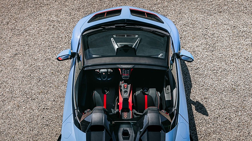 Lamborghini Fenomeno Roadster: космическая цена, ревущий V12 и никакой защиты от дождя