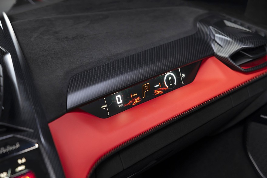 Lamborghini Fenomeno Roadster: космическая цена, ревущий V12 и никакой защиты от дождя