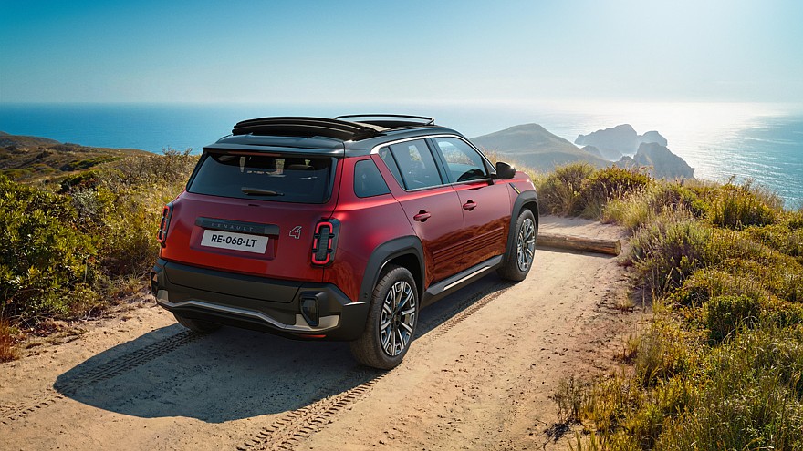 «Южный» кроссовер: в продажу поступил Renault 4 Plein Sud, цены известны