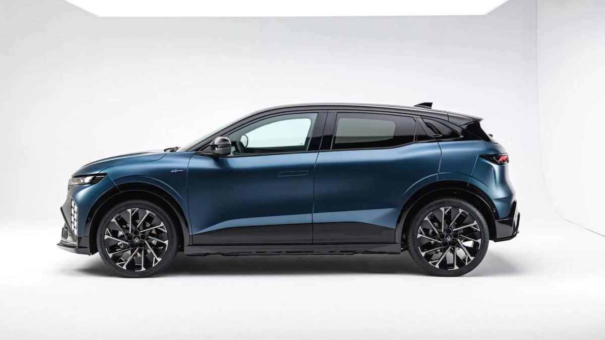 Представлен обновленный электромобиль Renault Megane E-Tech