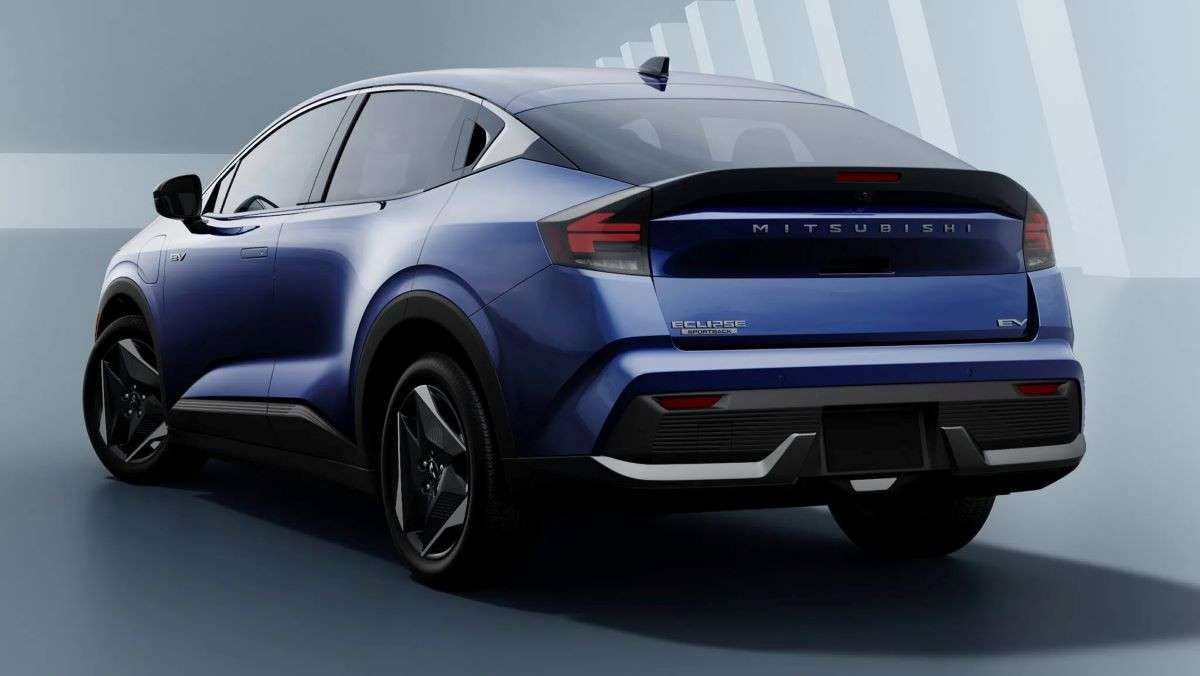 Электромобиль Mitsubishi Eclipse Sportback: первый показ