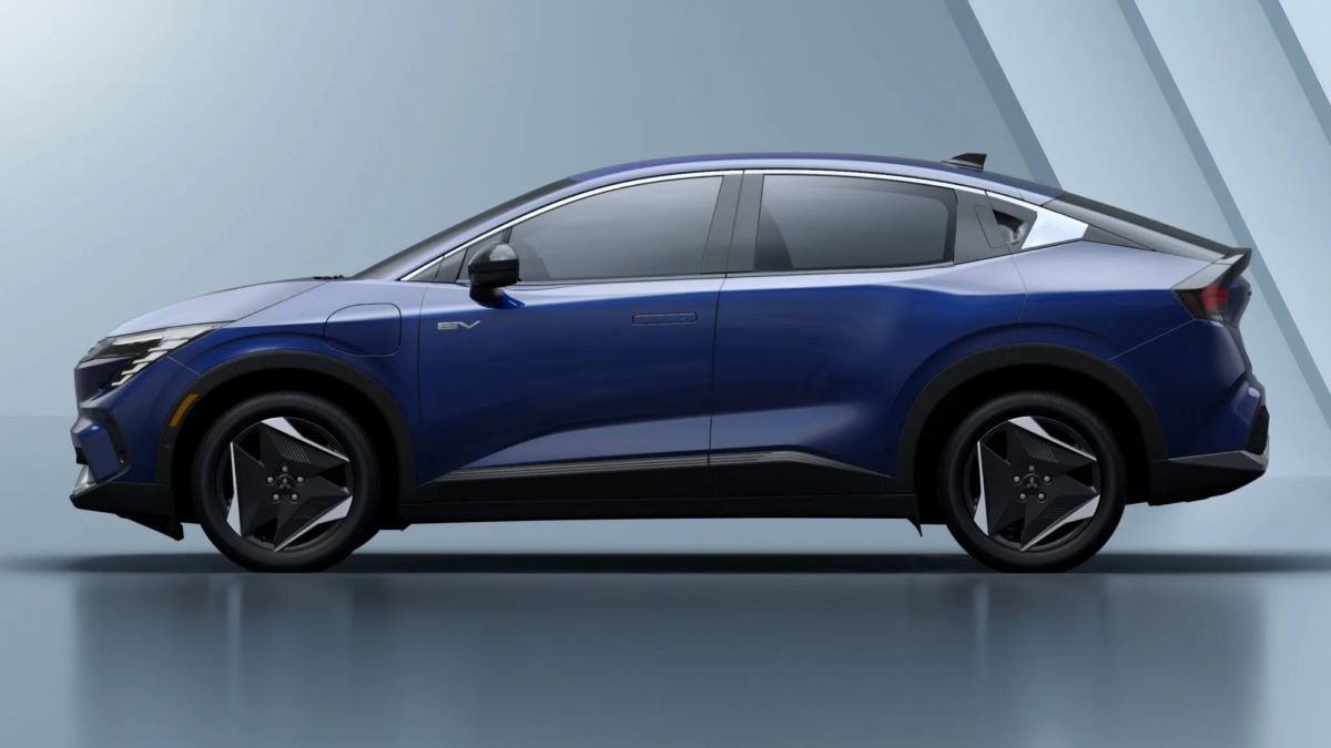 Электромобиль Mitsubishi Eclipse Sportback: первый показ