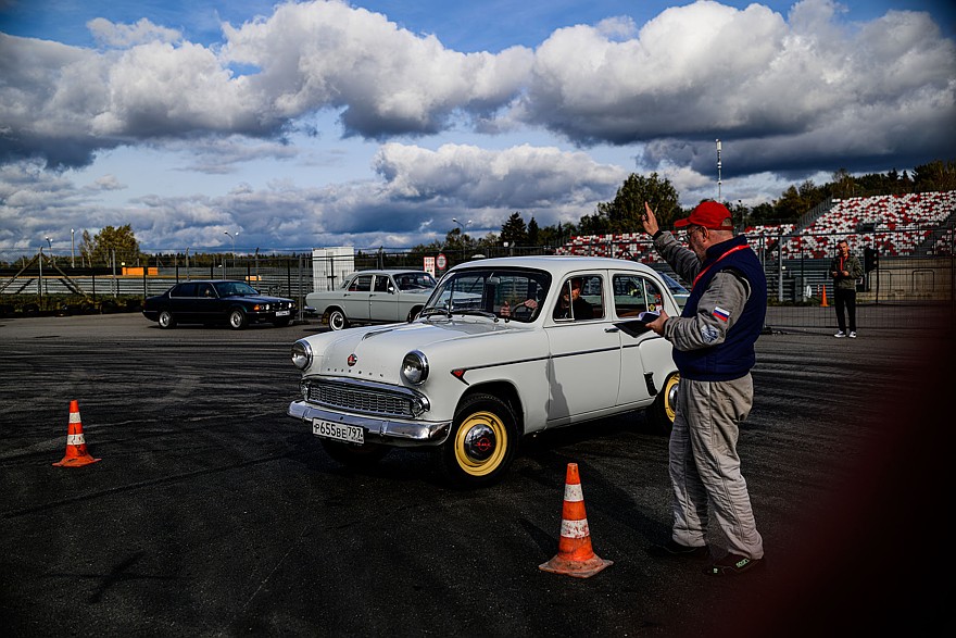 Третий этап «Серия Классика – 2026» на Moscow Raceway: ретроатмосфера и зрелищные заезды