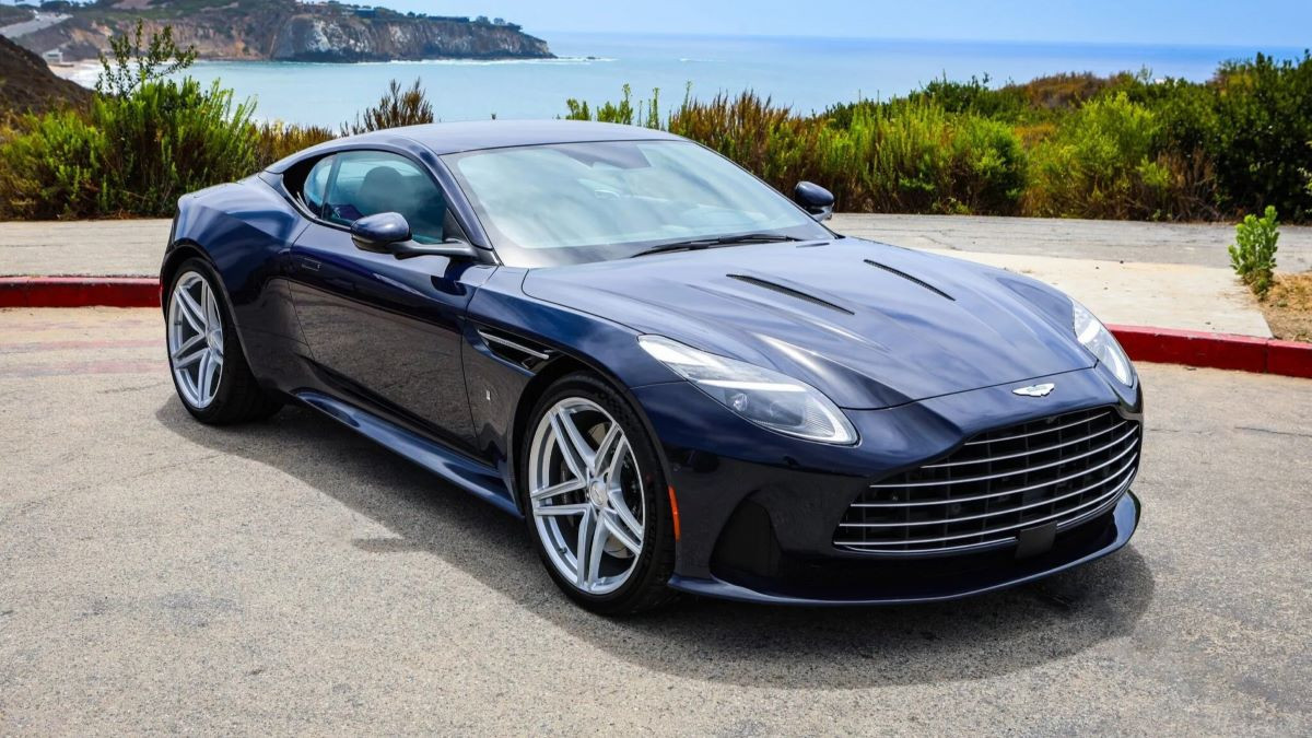 Aston Martin подготовил пять уникальных автомобилей для Америки