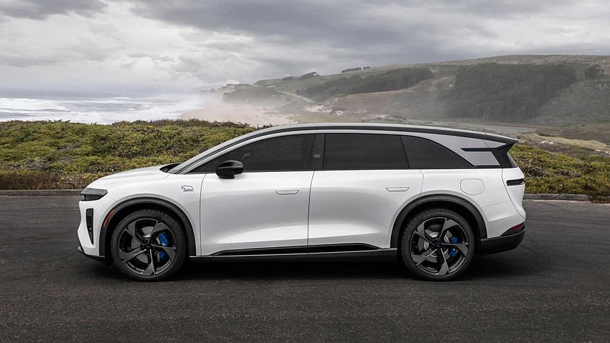 Большой кроссовер Lucid Gravity обзавёлся новой топовой версией GT-S, цена известна