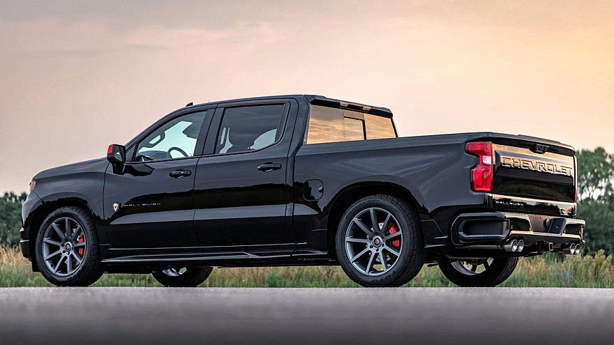 Сообразили на двоих: Callaway и Waldoch сделали уличный масл-трак на базе Chevy Silverado