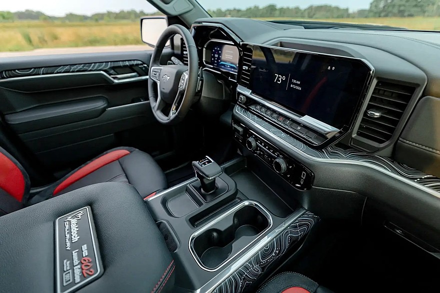 Сообразили на двоих: Callaway и Waldoch сделали уличный масл-трак на базе Chevy Silverado