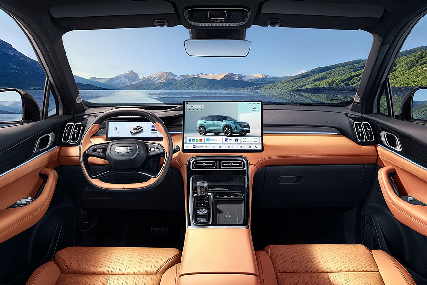 Кроссовер Geely Atlas получил новую версию: другая начинка и кое-что ещё