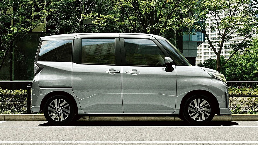 Subaru освежила сразу три компактных модели – Justy, Chiffon и Pleo Plus