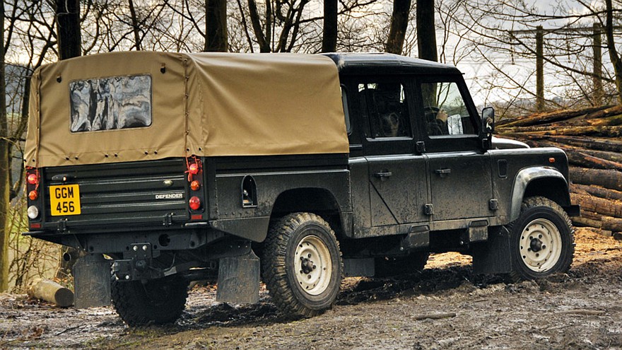 Новый пикап Land Rover Defender: первые изображения