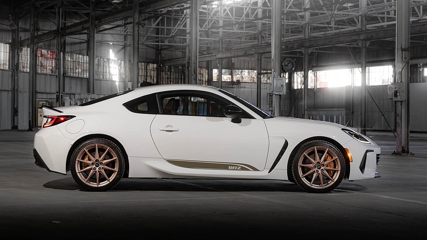 У купе Subaru BRZ и спортседана WRX появились новые спецверсии в США