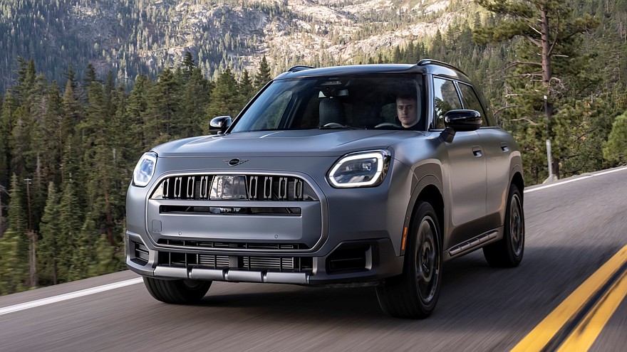 «Неотёсанный деревенщина»: Mini Countryman обзавёлся «оффроудной» версией Untamed