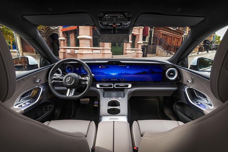 Китайский Mercedes-Benz C-Class electric: длиннее, элегантнее и седанистее глобального