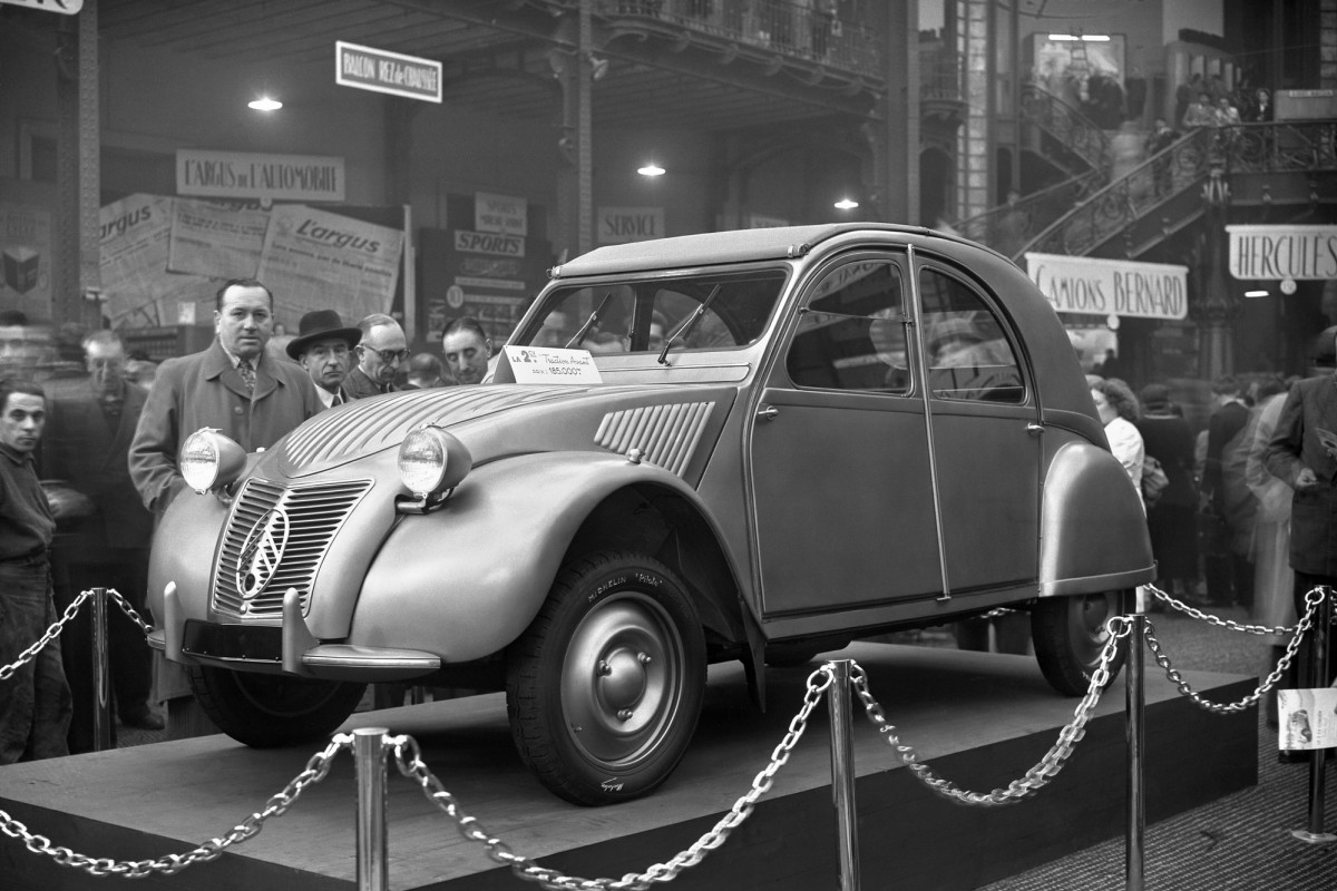 Концепутальный Citroen 2CV: &laquo;гадкий утенок&raquo; на электротяге