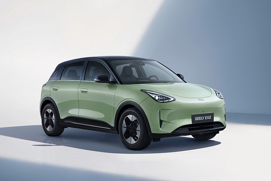 Электрический хэтчбек Geely EX2 едет в Россию