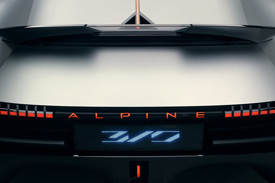 Заднемоторное купе Alpine A310 возродилось в виде электромобиля с эстетикой 1970-х