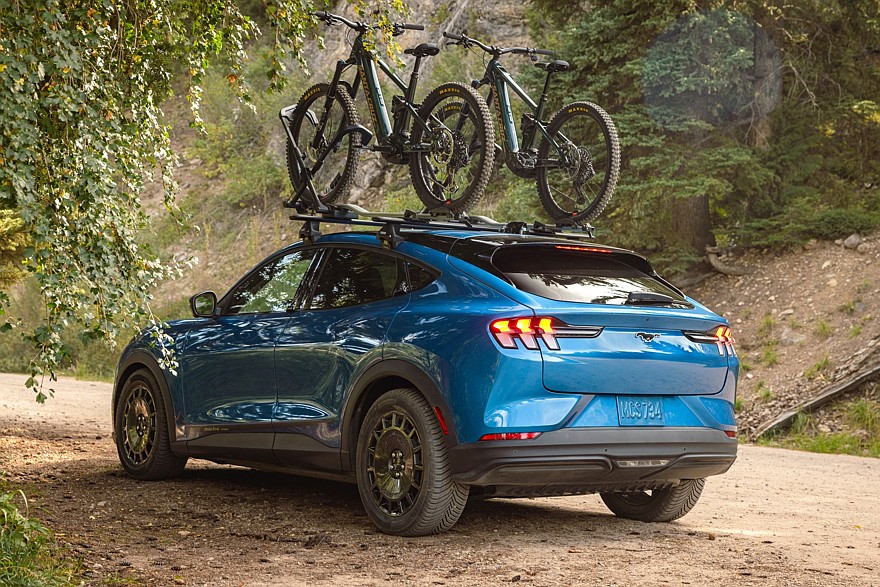 Ford Mustang Mach-E опять модернизирован и обзавёлся приключенческой версией Trail