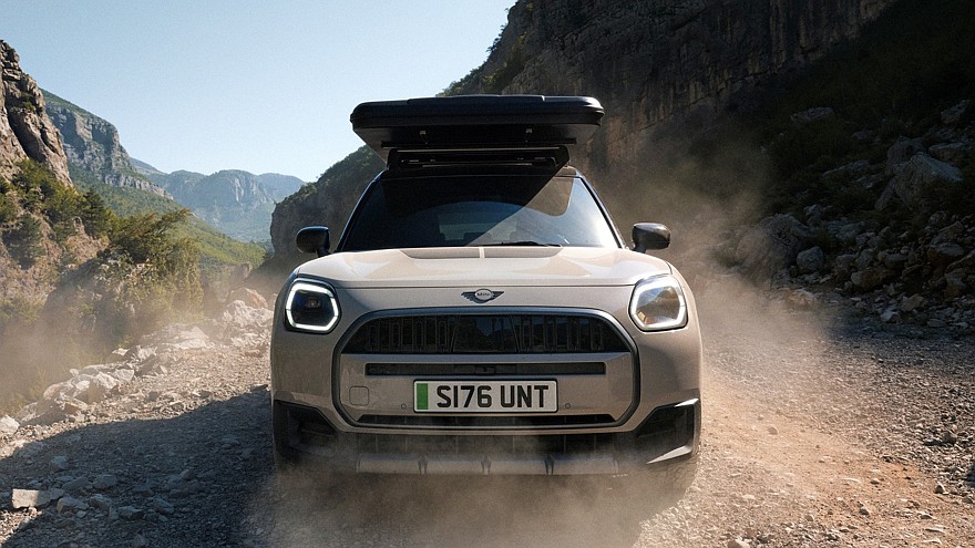 «Неотёсанный деревенщина»: Mini Countryman обзавёлся «оффроудной» версией Untamed