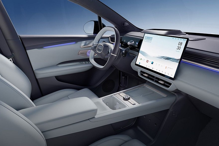 Кроссовер Lynk & Co 20 на замену Z20: другой дизайн и новая начинка