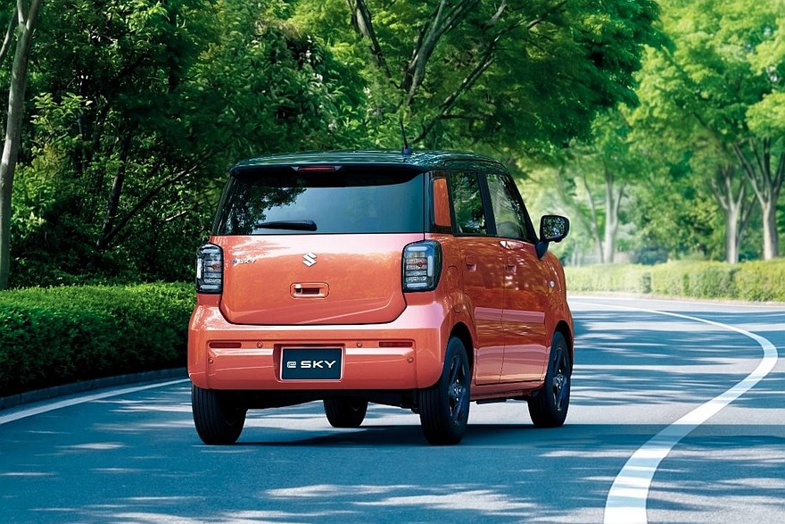 Кроха Suzuki e Sky готов к старту продаж: оснащение и цены
