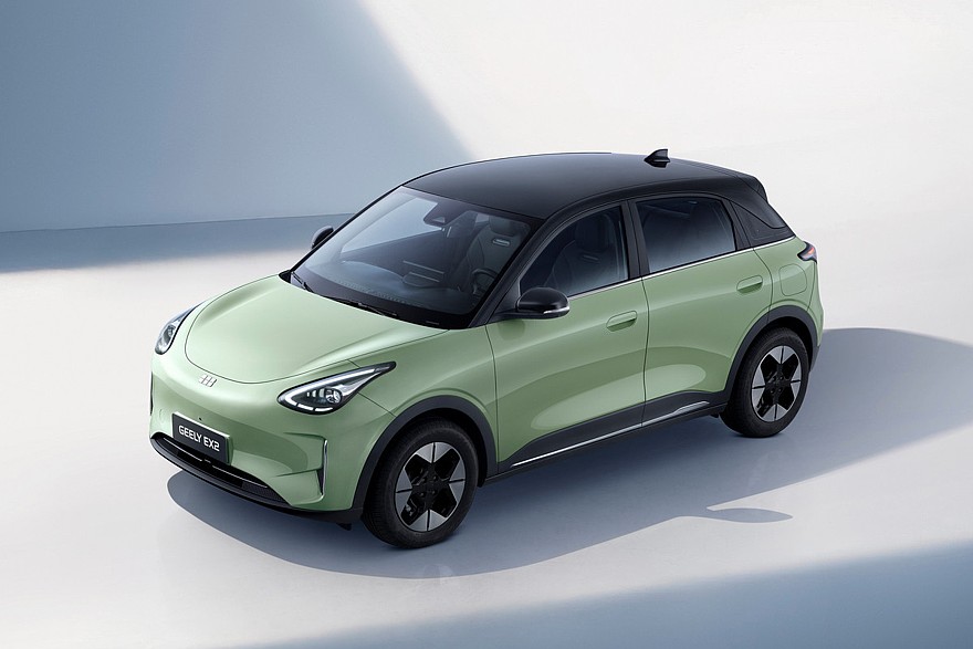 Электрический хэтчбек Geely EX2 едет в Россию