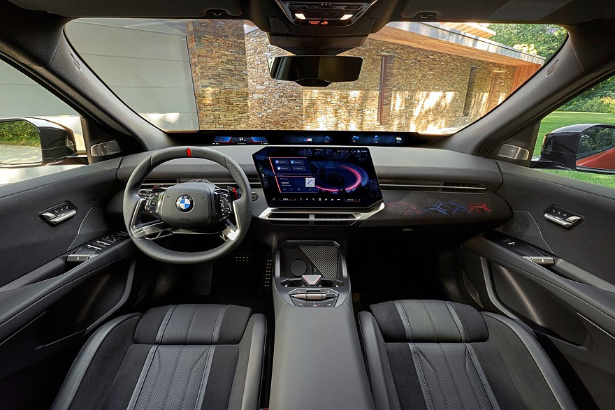 Купеобразный кроссовер BMW iX4 пополнил семейство электромобилей Neue Klasse